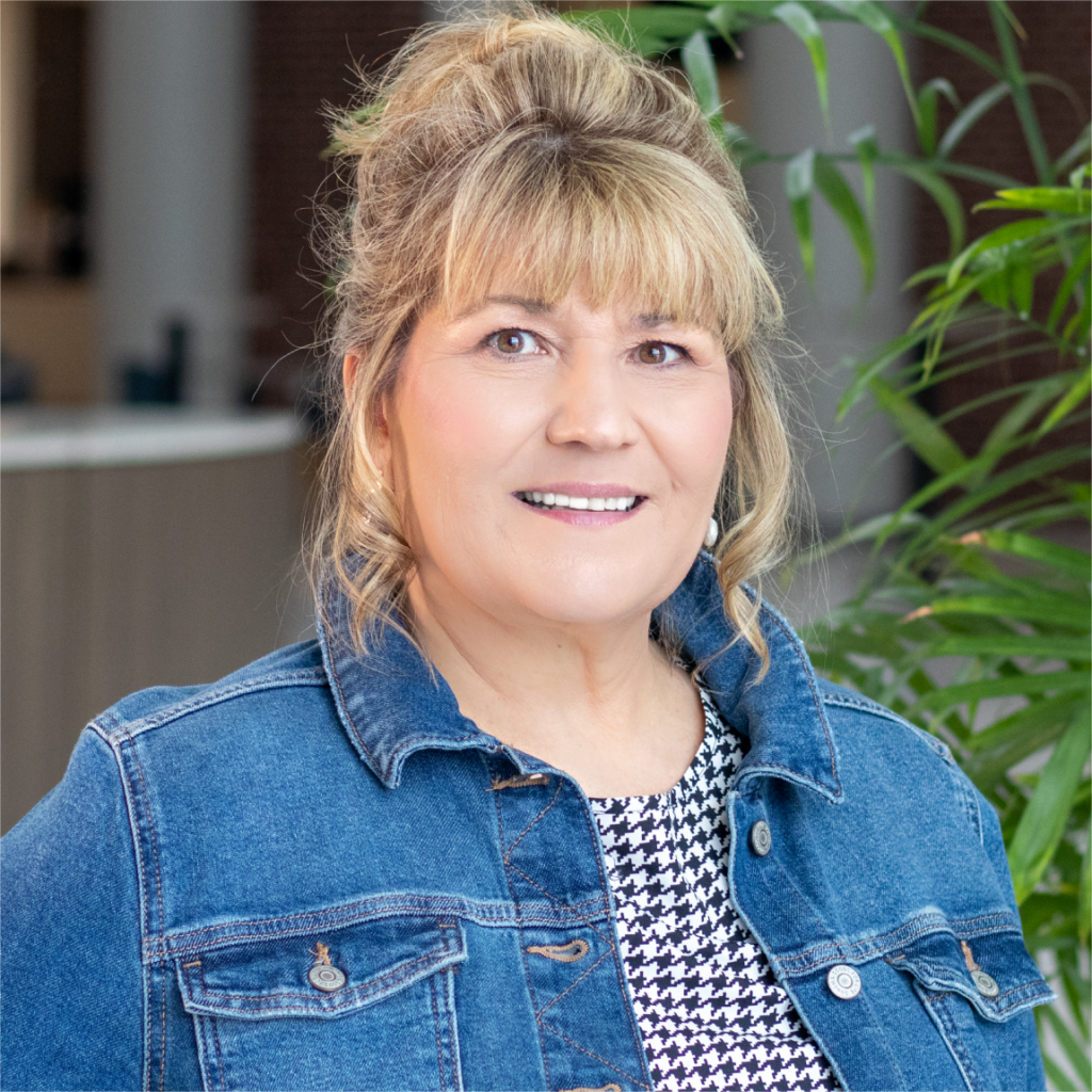 Bobbie Kelley staff headshot